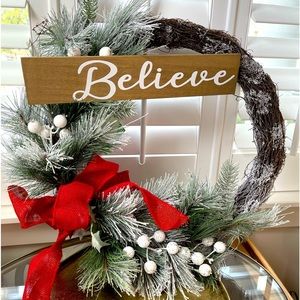 NEW Indoor/outdoor Holiday Living Christmas Wreath 25” x 5.5” x 30”